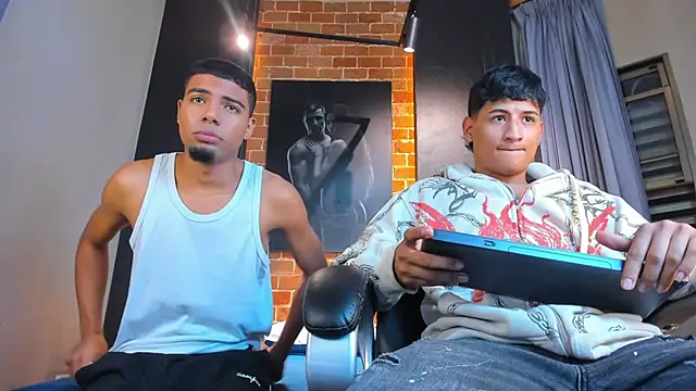 Snapshot of Jack_and_Joes chatting on 8, 11, 2025 Jack and Joes online show from 8, 11, 2025