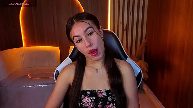 Nikka Tx online show from 14, 4, 2026