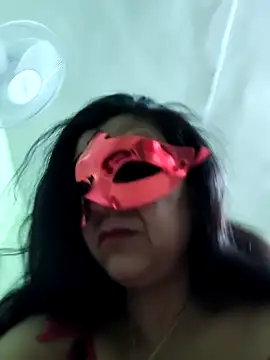 Snapshot of LOVE__RANI chatting on 12, 2, 2026 LOVE RANI online show from 12, 2, 2026