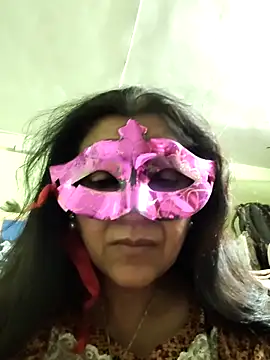 Snapshot of LOVE__RANI chatting on 1, 3, 2026 LOVE RANI online show from 1, 3, 2026