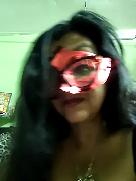 Snapshot of LOVE__RANI chatting on 8, 3, 2026 LOVE RANI online show from 8, 3, 2026