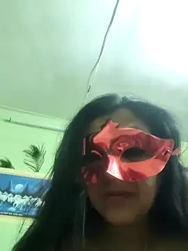 Snapshot of LOVE__RANI chatting on 17, 4, 2026 LOVE RANI online show from 17, 4, 2026