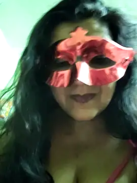 Snapshot of LOVE__RANI chatting on 8, 5, 2026 LOVE RANI online show from 8, 5, 2026
