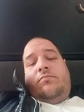 Snapshot of botlikroli chatting on 3, 3, 2026 botlikroli online show from 3, 3, 2026