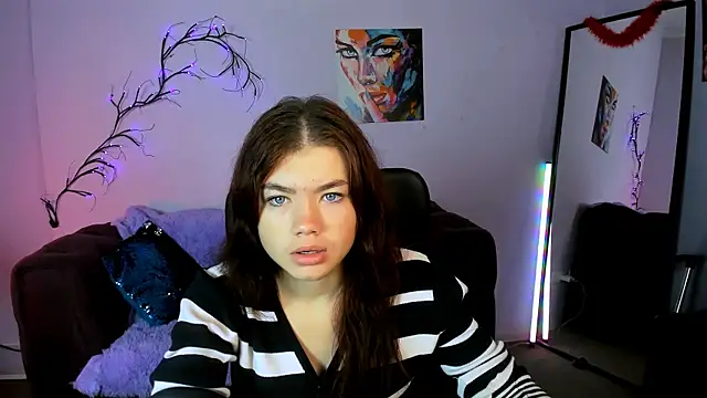 Snapshot of isabel_wave chatting on 27, 11, 2025 isabel wave online show from 27, 11, 2025