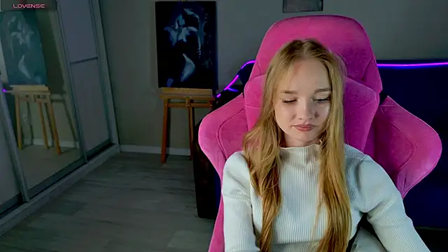 Shawty Mia online show from 19, 11, 2025