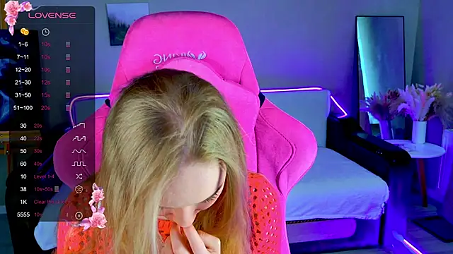 Snapshot of Shawty_Mia chatting on 21, 3, 2026 Shawty Mia online show from 21, 3, 2026