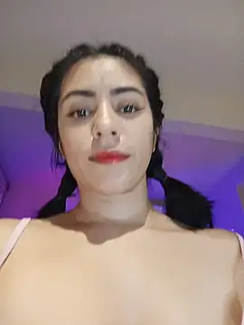 Snapshot of Sara-215 chatting on 23, 3, 2026 Sara-215 online show from 23, 3, 2026