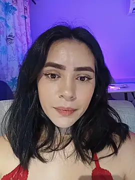 Snapshot of Sara-215 chatting on 3, 5, 2026 Sara-215 online show from 3, 5, 2026