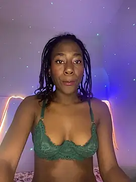 Snapshot of milarain chatting on 5, 2, 2026 milarain online show from 5, 2, 2026