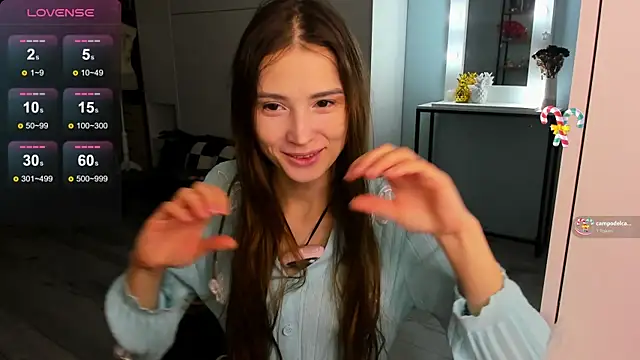 Hana Flo  online show from 18, 12, 2025