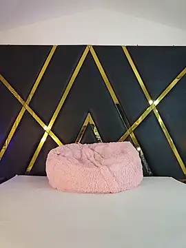 MadiisonGrey  online show from 28, 11, 2025