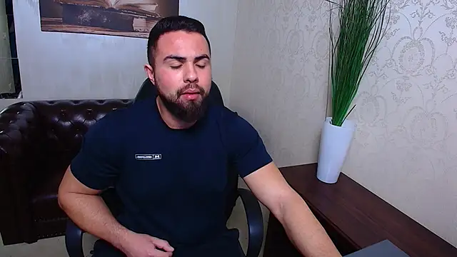 HayesWood online show from 5, 2, 2026