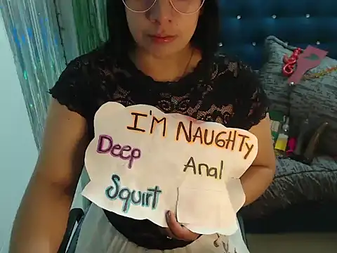 Snapshot of Alanafire chatting on 30, 10, 2025 Alanafire online show from 30, 10, 2025