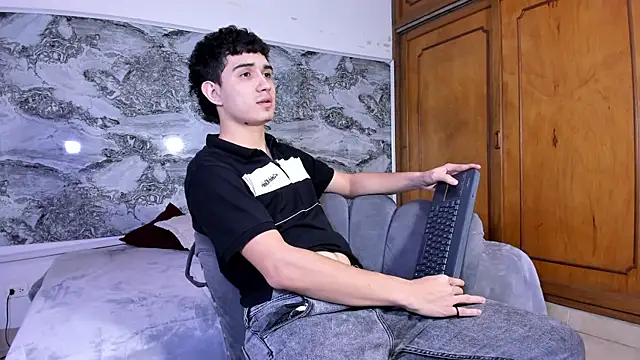 alejo gray online show from 1, 12, 2025