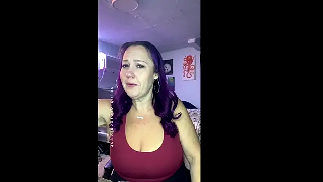 kristallic online show from 8, 4, 2026