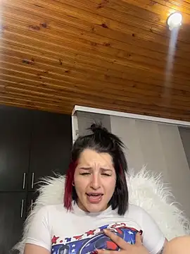 Snapshot of SaritaBanks_ chatting on 2, 11, 2025 SaritaBanks online show from 2, 11, 2025