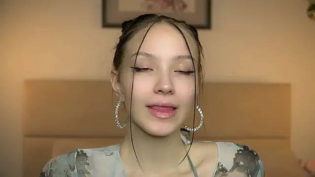 VetaManhardt online show from 18, 11, 2025