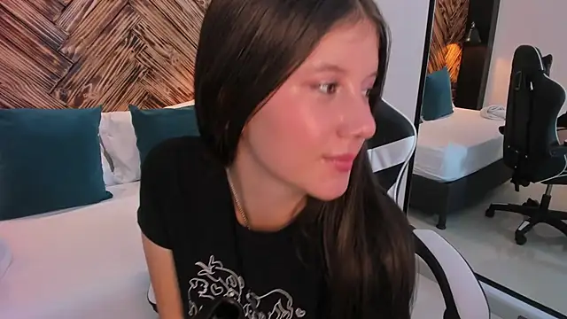 Snapshot of valery_clap chatting on 29, 10, 2025 valery clap online show from 29, 10, 2025