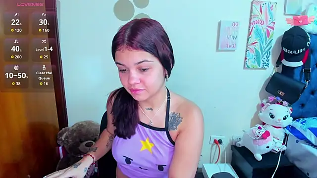 Emma boo online show from 12, 11, 2025