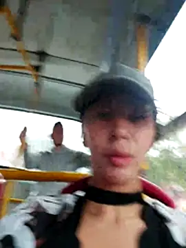 Moon And Sunn online show from 5, 12, 2025