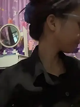 Snapshot of hottiebabe23 chatting on 1, 11, 2025 hottiebabe23 online show from 1, 11, 2025