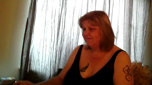 Sylviastar46 online show from 10, 6, 2026