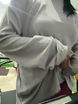 Snapshot of trinhvutrinh chatting on 14, 12, 2025 trinhvutrinh online show from 14, 12, 2025