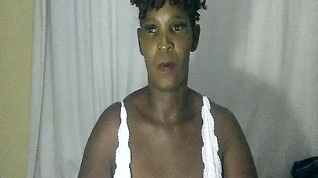 Snapshot of BLACKMALF chatting on 11, 11, 2025 BLACKMALF online show from 11, 11, 2025