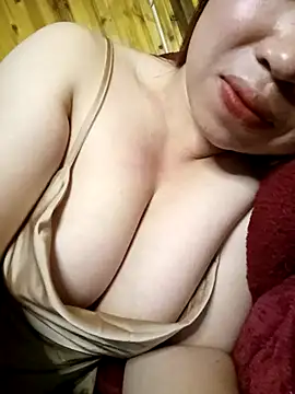 Snapshot of julybe chatting on 30, 3, 2026 julybe online show from 30, 3, 2026
