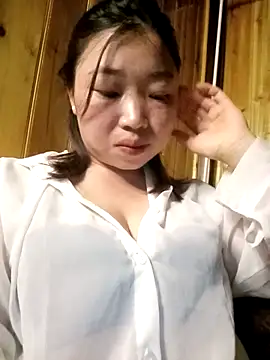 Snapshot of julybe chatting on 2, 4, 2026 julybe online show from 2, 4, 2026