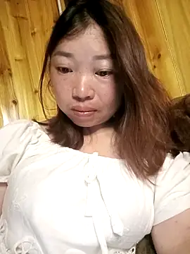 Snapshot of julybe chatting on 18, 5, 2026 julybe online show from 18, 5, 2026