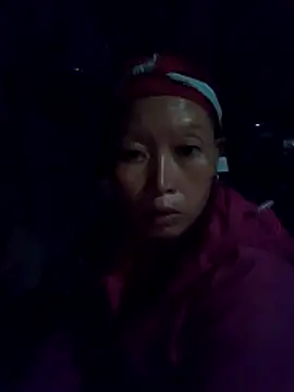 cute-kiss online show from 30, 10, 2025