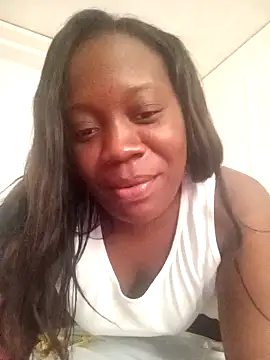 Snapshot of Laurymia chatting on 30, 10, 2025 Laurymia online show from 30, 10, 2025