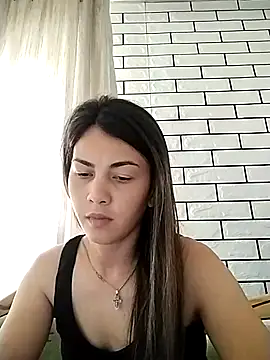 Snapshot of Karoline_Cherie chatting on 1, 7, 2026 Karoline Cherie online show from 1, 7, 2026