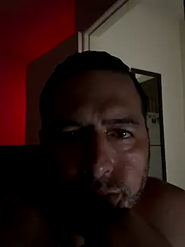 ezrah23 online show from 4, 11, 2025