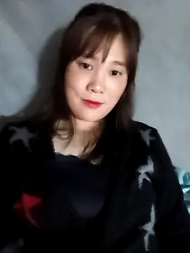 Snapshot of -Lana-123 chatting on 15, 11, 2025 -Lana-123 online show from 15, 11, 2025