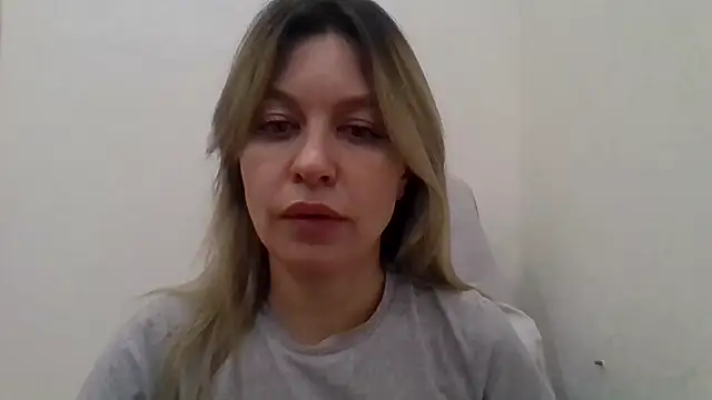 Little Milf 5 online show from 17, 11, 2025