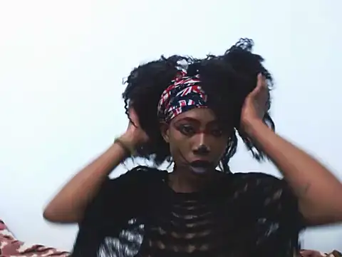 Snapshot of Ninjainia chatting on 31, 10, 2025 Ninjainia online show from 31, 10, 2025