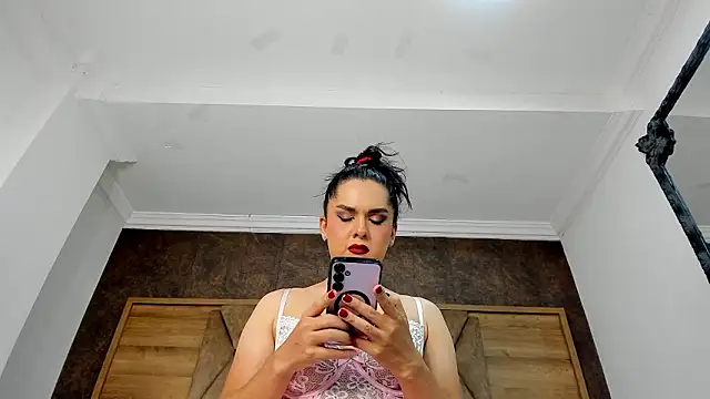 Snapshot of AudreyHayworth chatting on 4, 3, 2026 AudreyHayworth online show from 4, 3, 2026