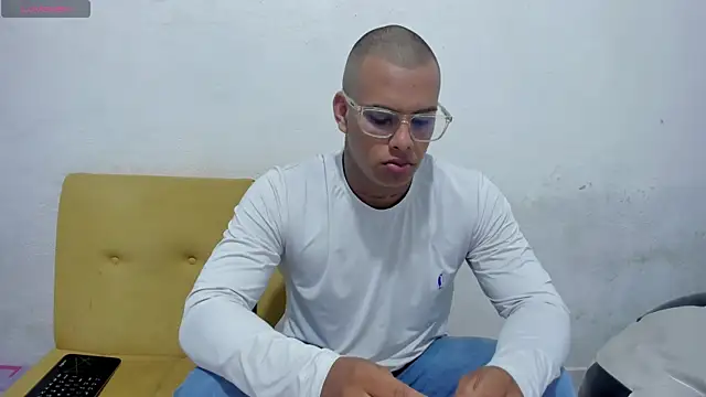 LucassFoster online show from 12, 5, 2026