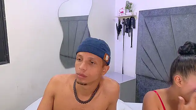 Snapshot of DamianandEva chatting on 3, 3, 2026 DamianandEva online show from 3, 3, 2026