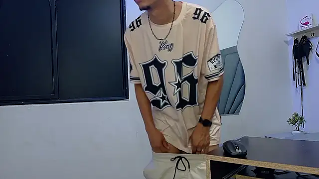 Snapshot of DamianandEva chatting on 10, 3, 2026 DamianandEva online show from 10, 3, 2026