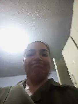 Snapshot of MaryRoze_ chatting on 8, 6, 2026 MaryRoze online show from 8, 6, 2026