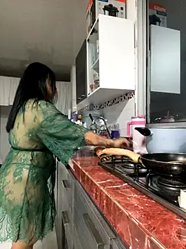 Natural BIGASS Nina online show from 4, 12, 2025