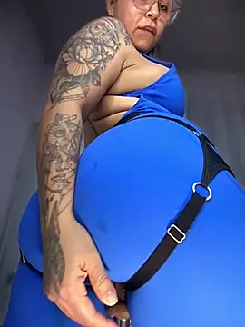 Natural BIGASS Nina online show from 1, 2, 2026