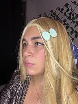 Snapshot of yayita_cute chatting on 30, 10, 2025 yayita cute online show from 30, 10, 2025