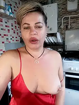 Snapshot of MilkySky chatting on 3, 11, 2025 MilkySky online show from 3, 11, 2025