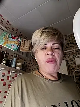 Snapshot of MilkySky chatting on 11, 11, 2025 MilkySky online show from 11, 11, 2025