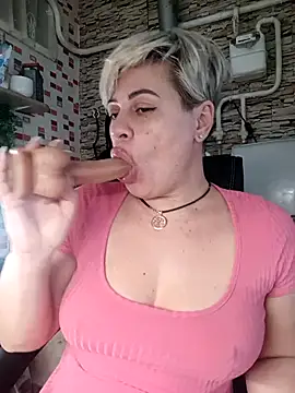 Snapshot of MilkySky chatting on 1, 2, 2026 MilkySky online show from 1, 2, 2026